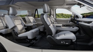 2025 Lincoln Lincoln Navigator Internal Image 1